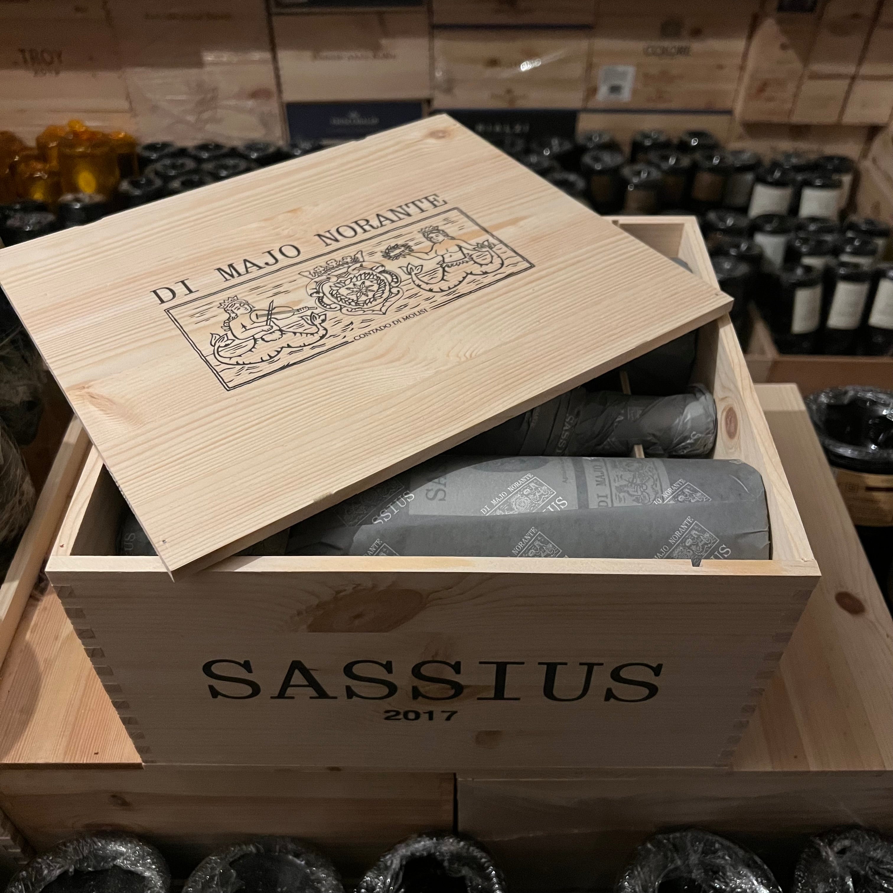 Aglianico Riserva 2017 Sassius Di Majo Norante - Cassa Legno 6 Bottiglie