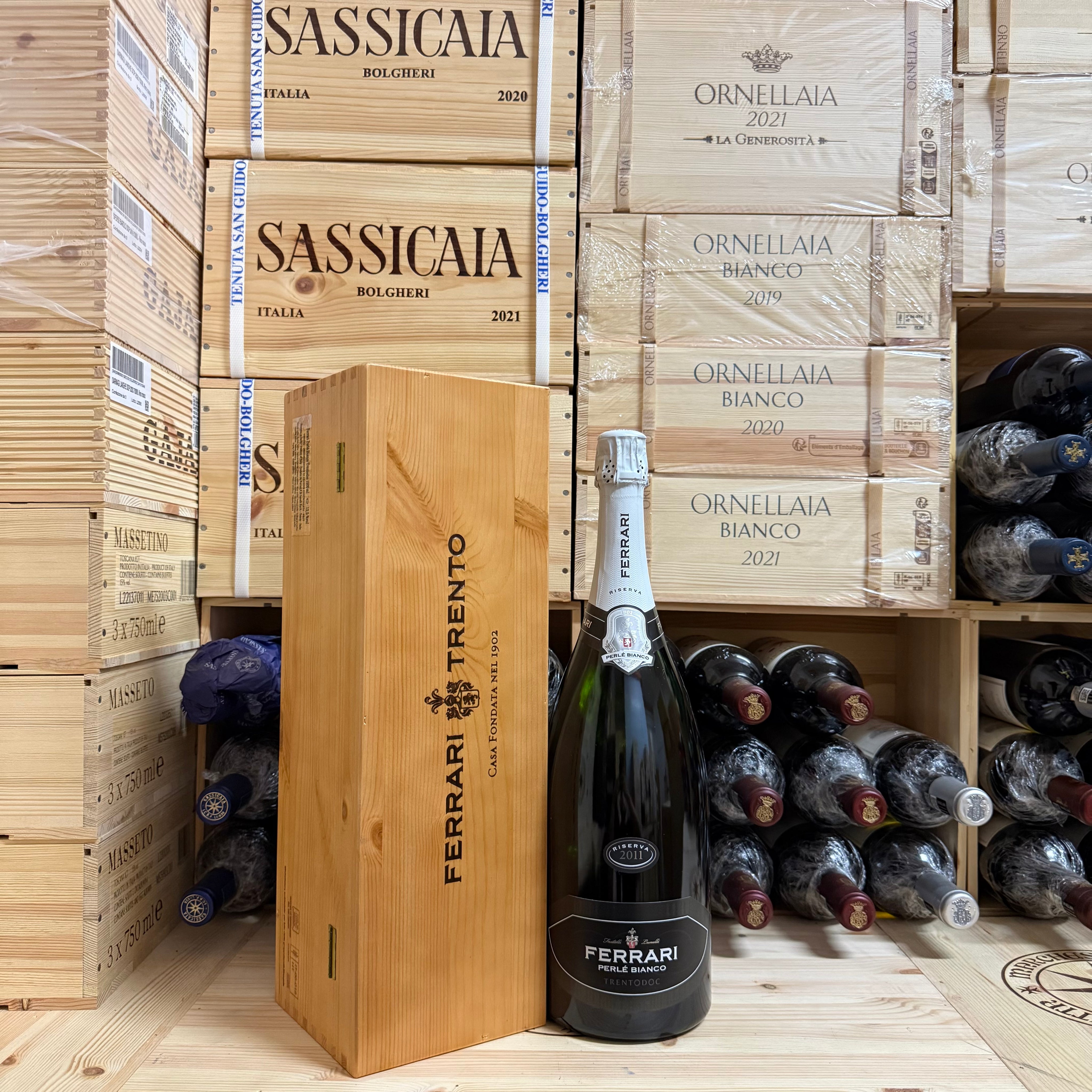 Ferrari Perlè Bianco Riserva 2011 Magnum in Cassa Legno - Release 2025