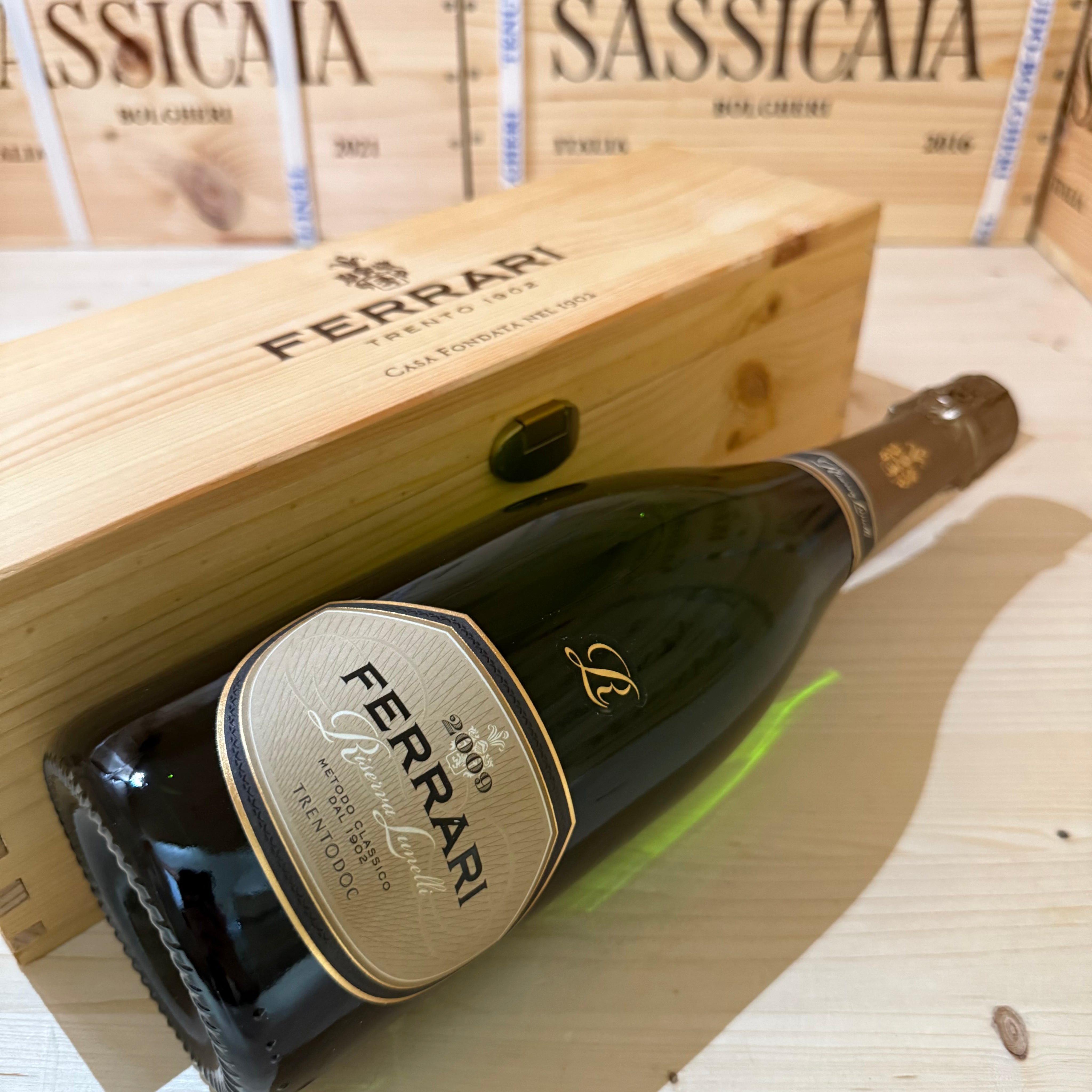 Ferrari Riserva Lunelli 2009 in Cassa Legno - Release 2025