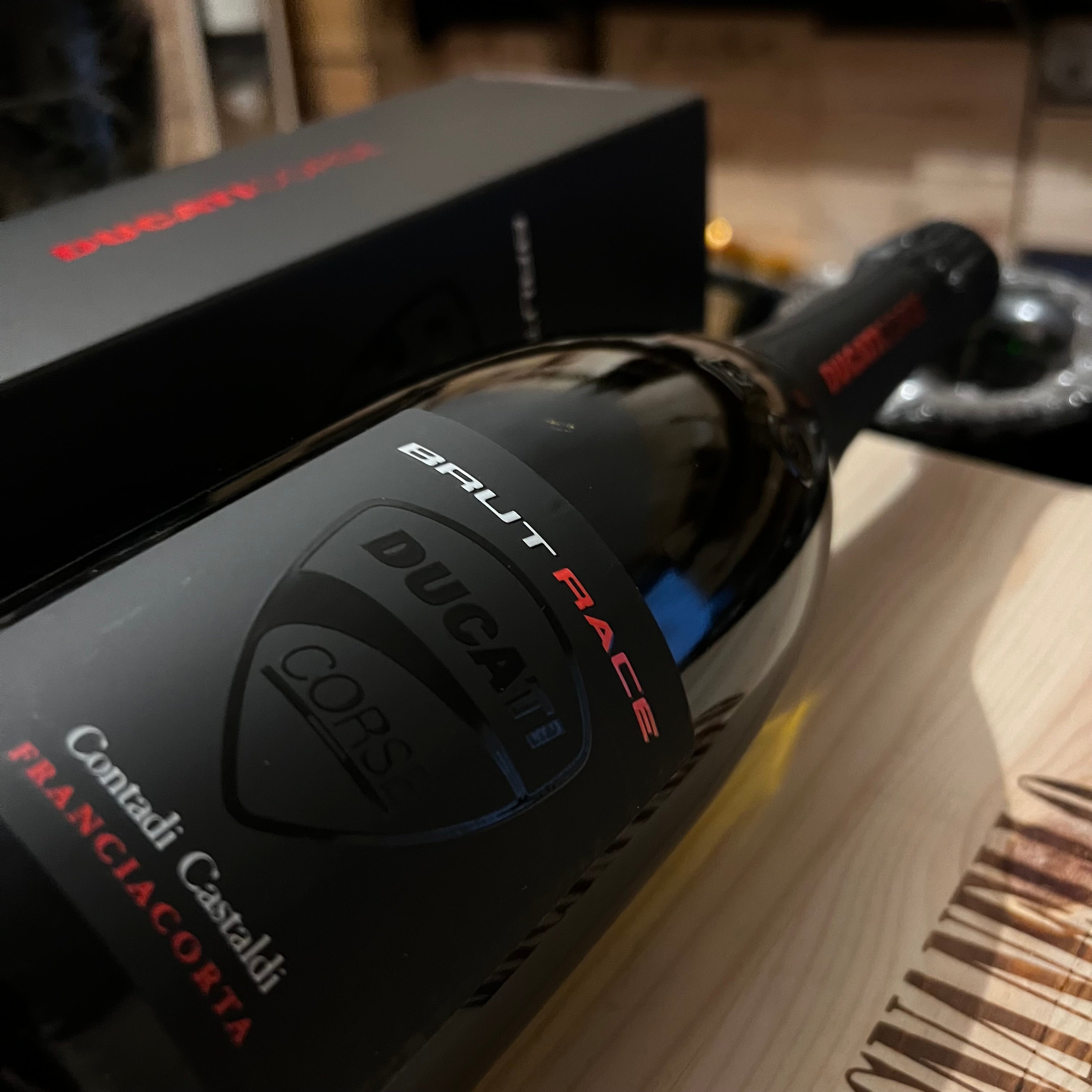 Franciacorta Brut Race Ducati Corse Contadi Castaldi Astucciato
