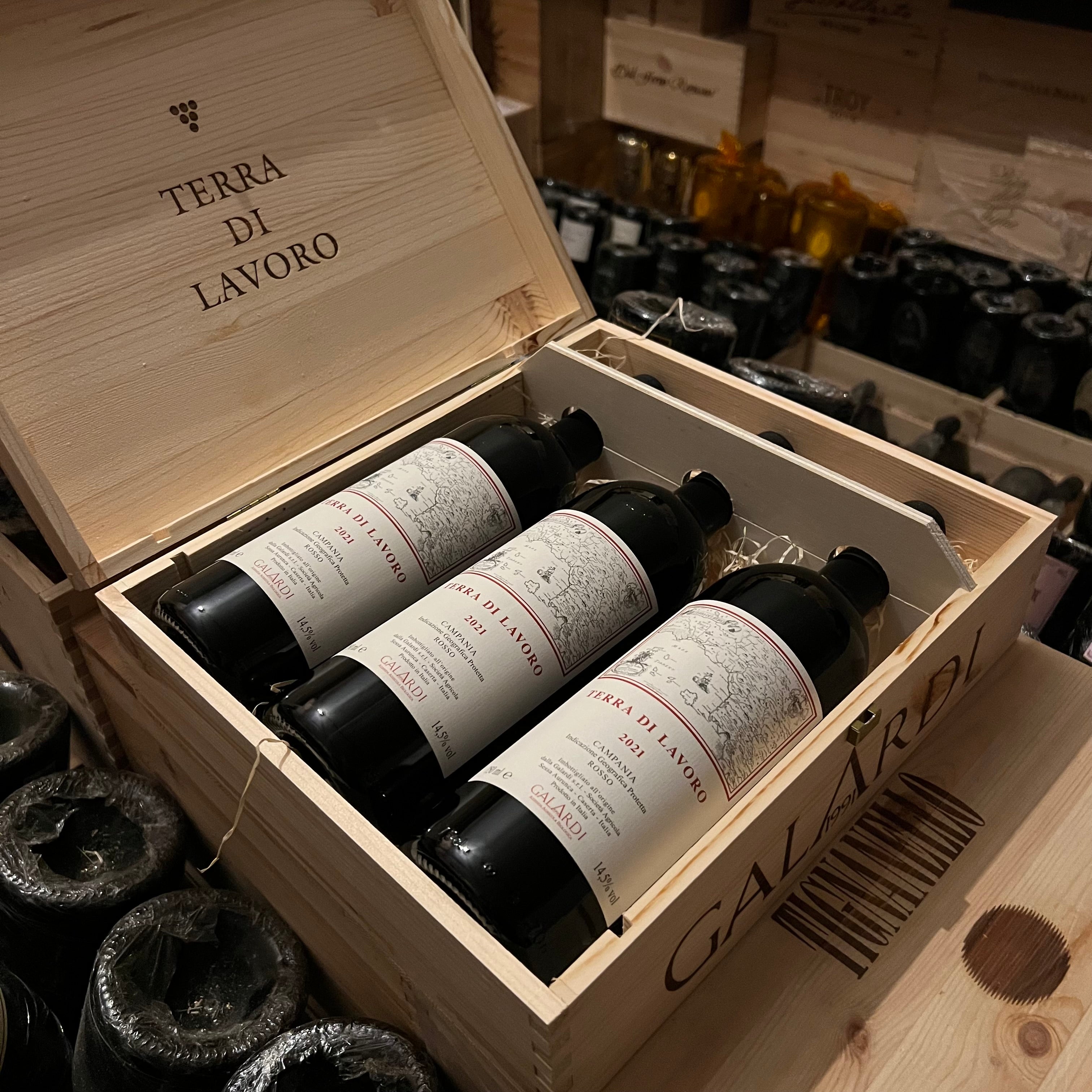 Terra di Lavoro 2021 Galardi - Cassa Legno 3 Bottiglie