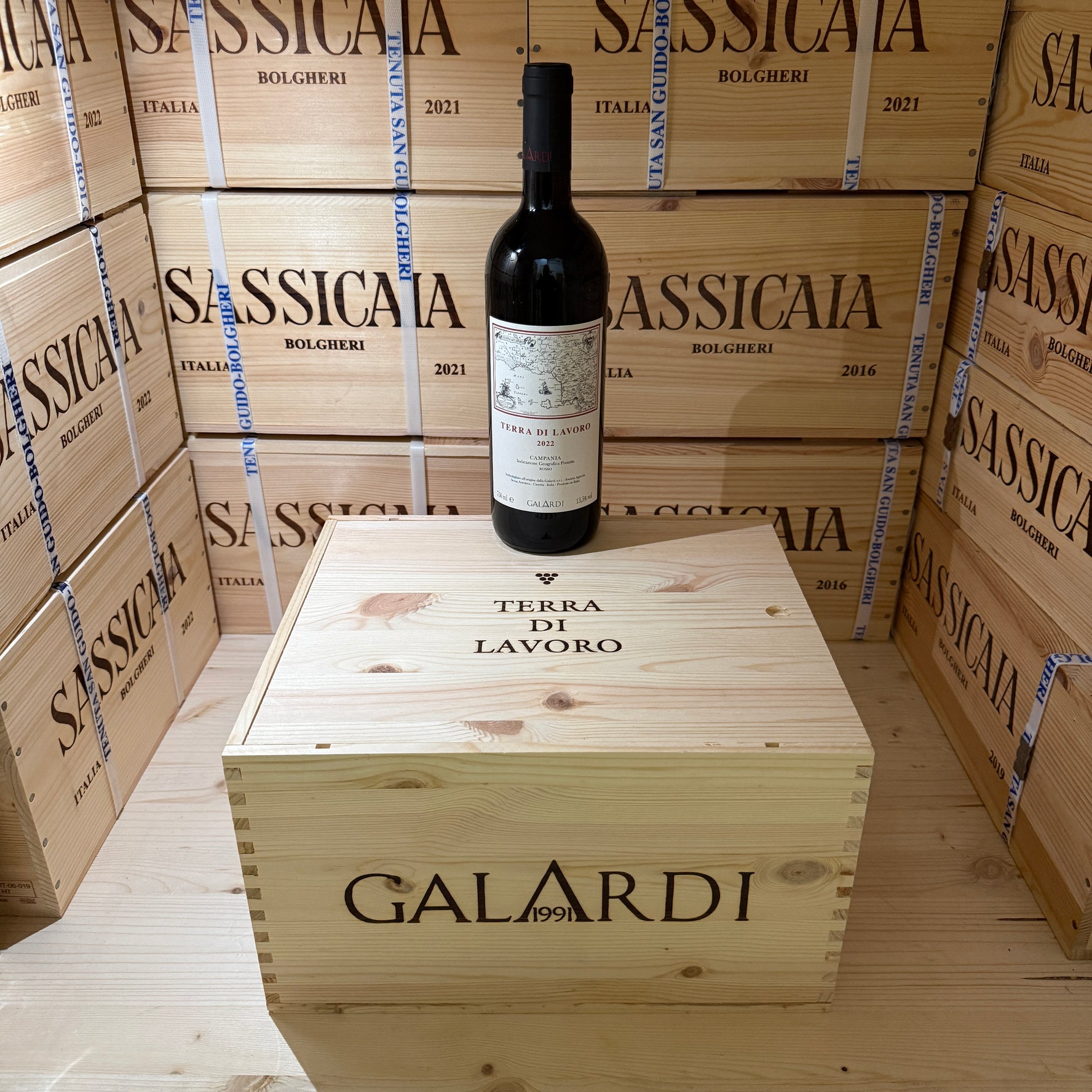 Terra di Lavoro 2022 Galardi - Cassa Legno 6 Bottiglie