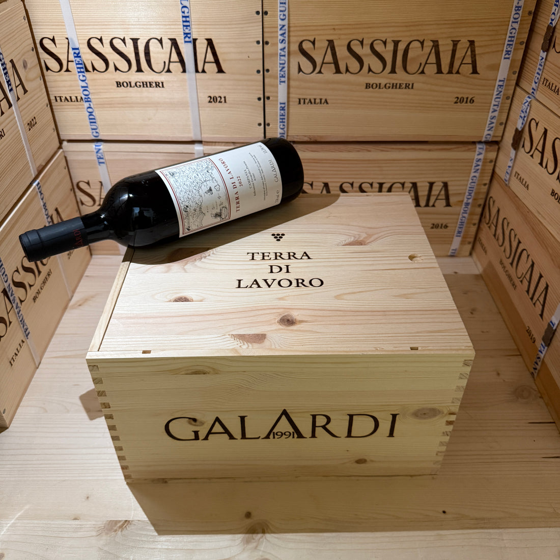 Terra di Lavoro 2022 Galardi - Cassa Legno 6 Bottiglie