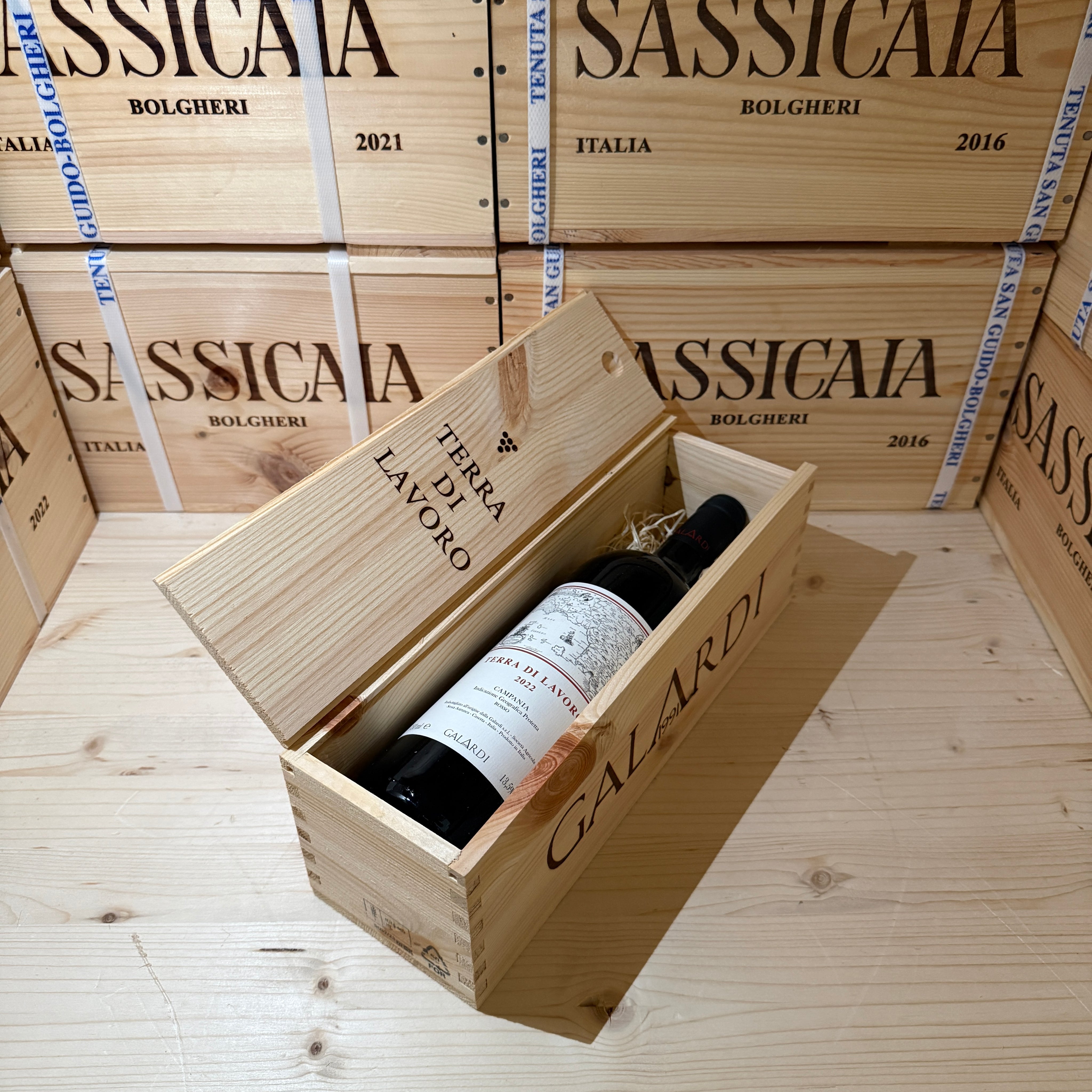Terra di Lavoro 2022 Galardi - in Cassa Legno