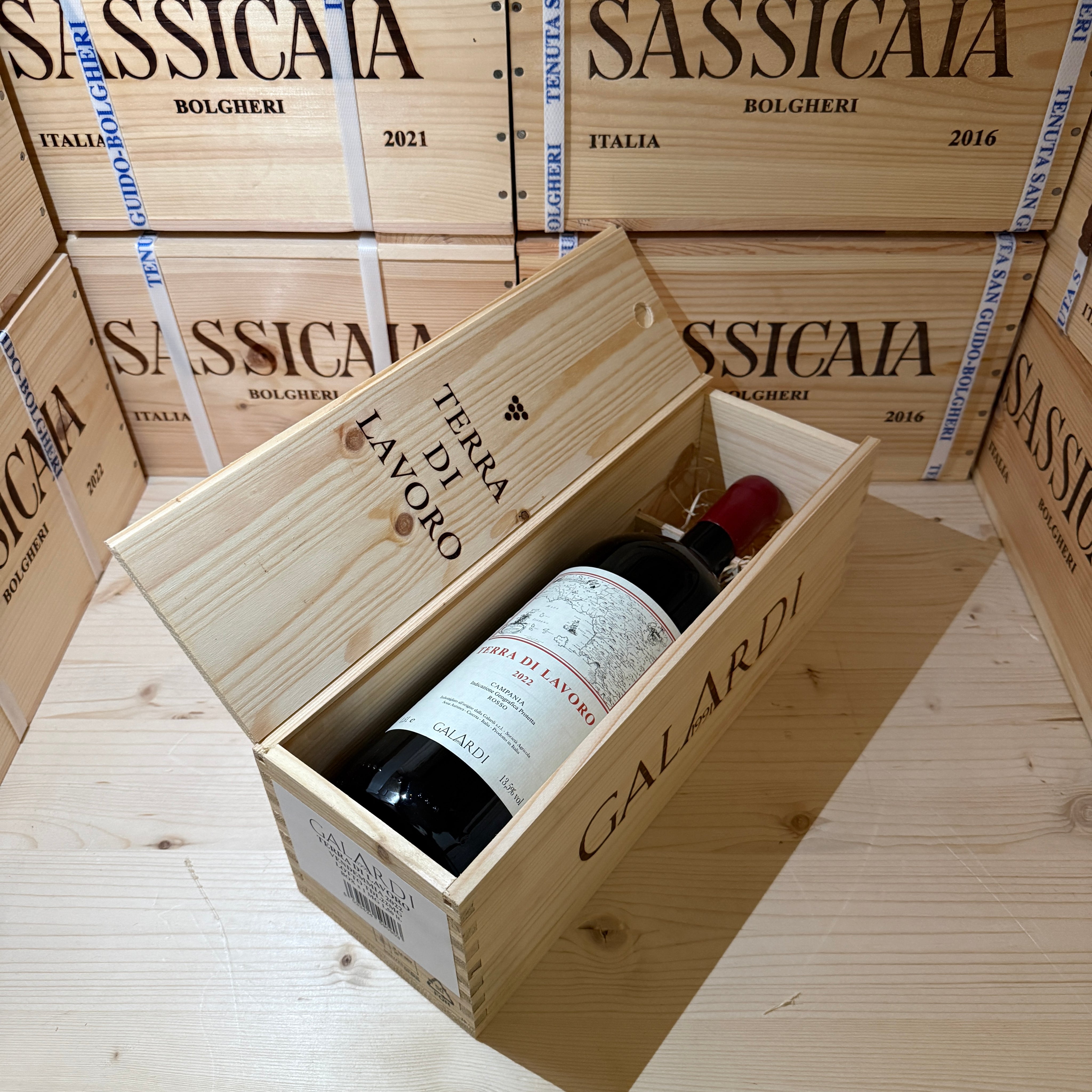 Terra di Lavoro 2022 Galardi Magnum in Cassa Legno
