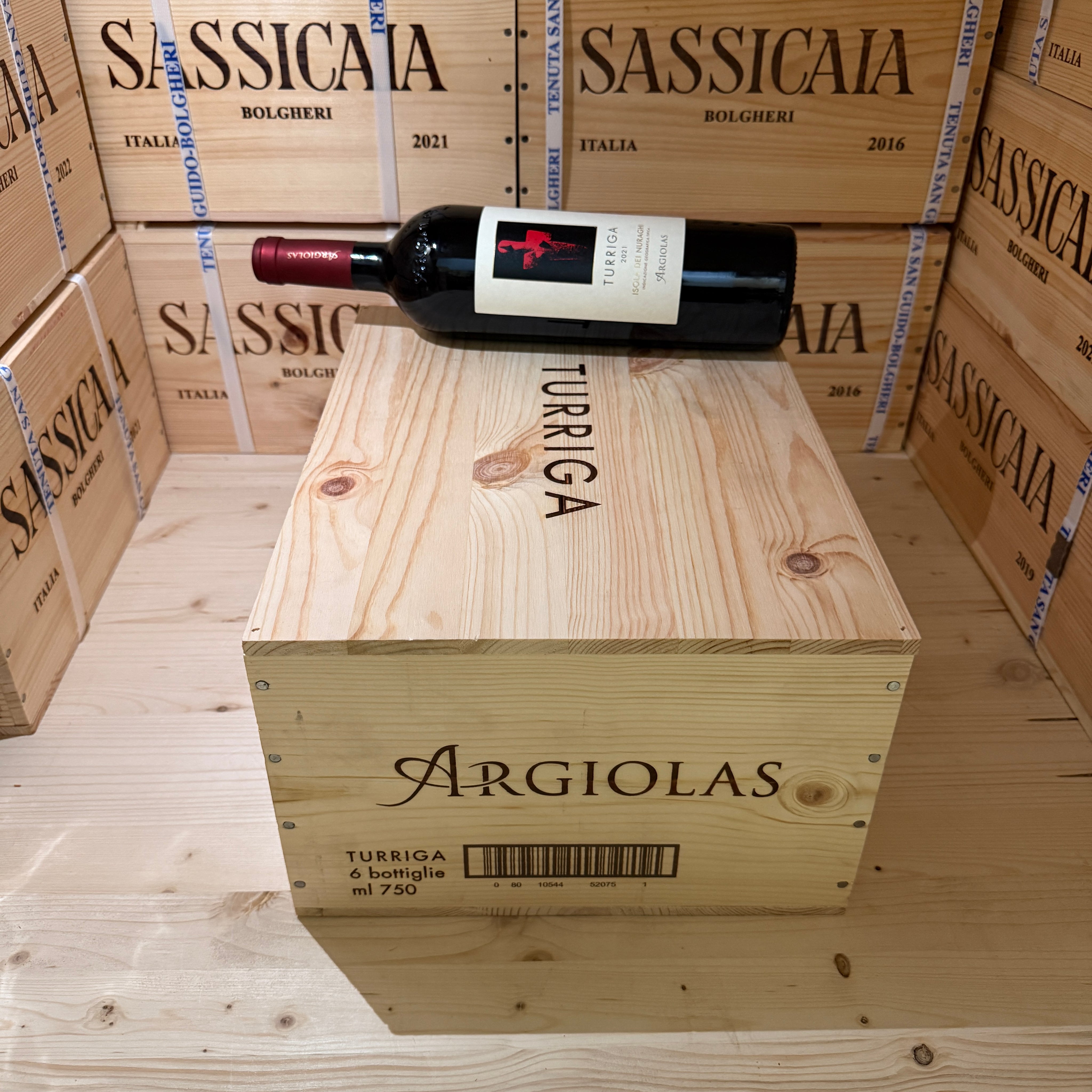 Turriga 2021 Isola dei Nuraghi IGT Argiolas - Cassa Legno 6 Bottiglie