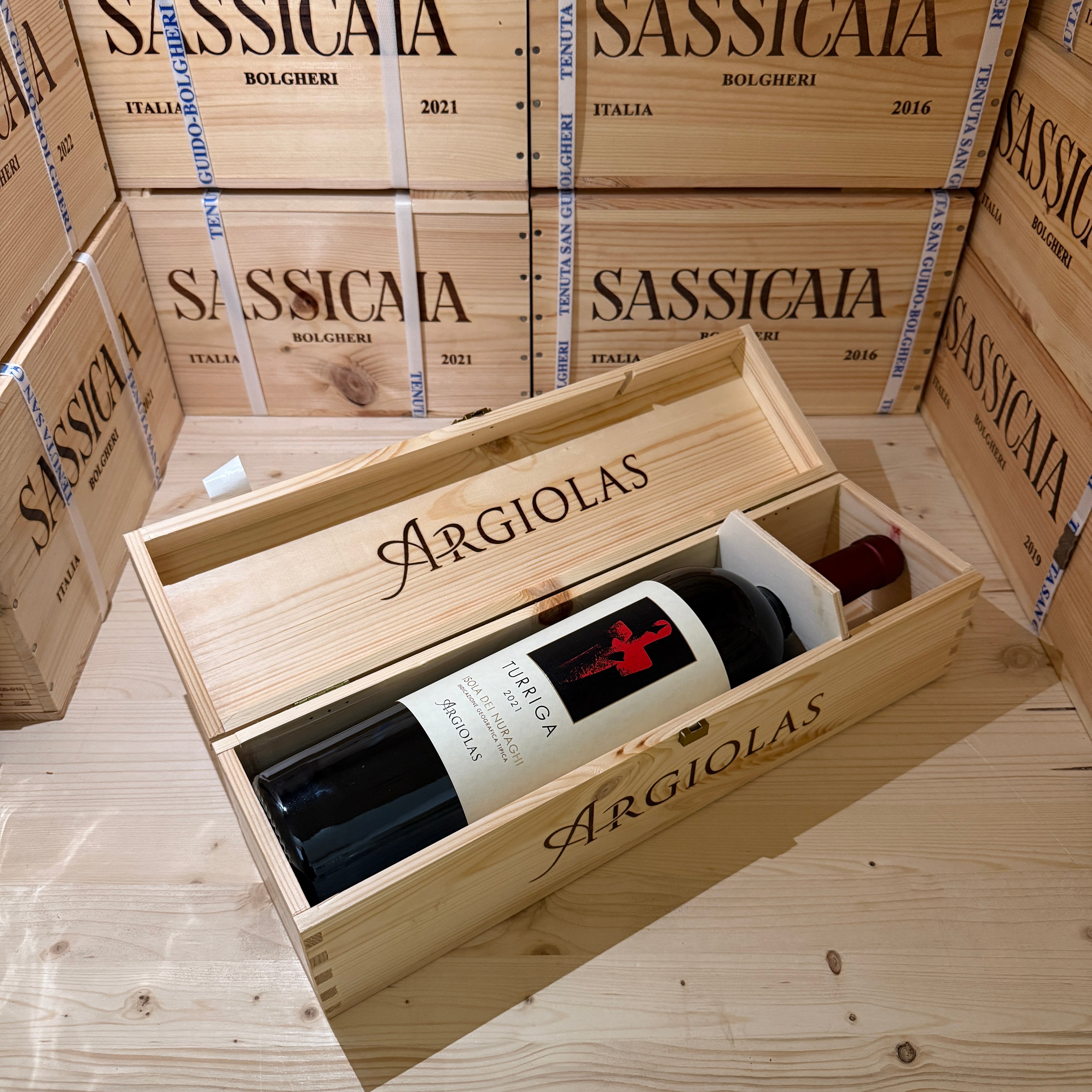 Turriga 2021 Magnum Isola dei Nuraghi IGT Argiolas - in Cassa Legno