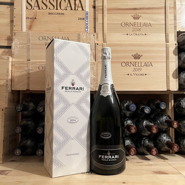 Ferrari Perlè Bianco Riserva 2014 Magnum Astucciato