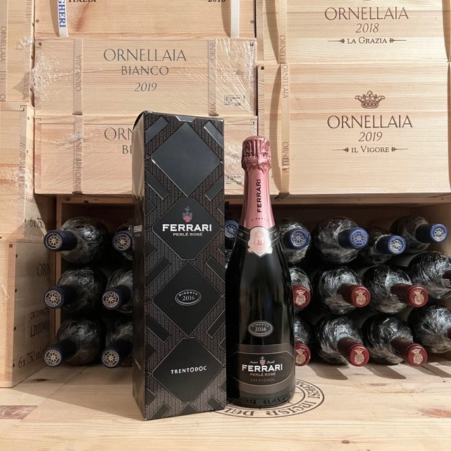 Ferrari Perlè Rosè Riserva 2016 Astucciato