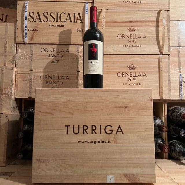Turriga 2017 Isola dei Nuraghi IGT Argiolas in Cassa Legno