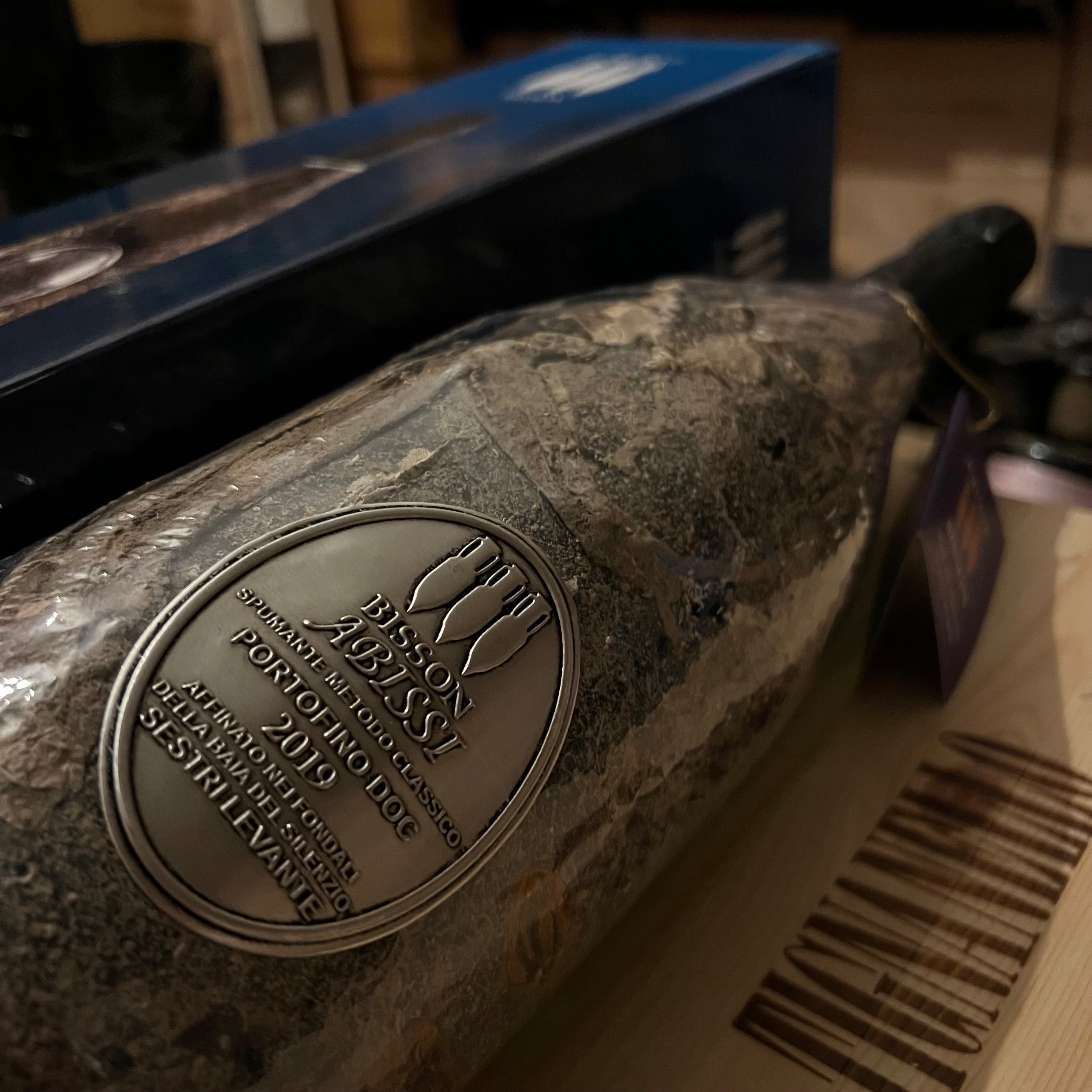 Abissi Portofino DOC 2019 Magnum Bisson Spumante Metodo Classico Dosaggio Zero Astucciato