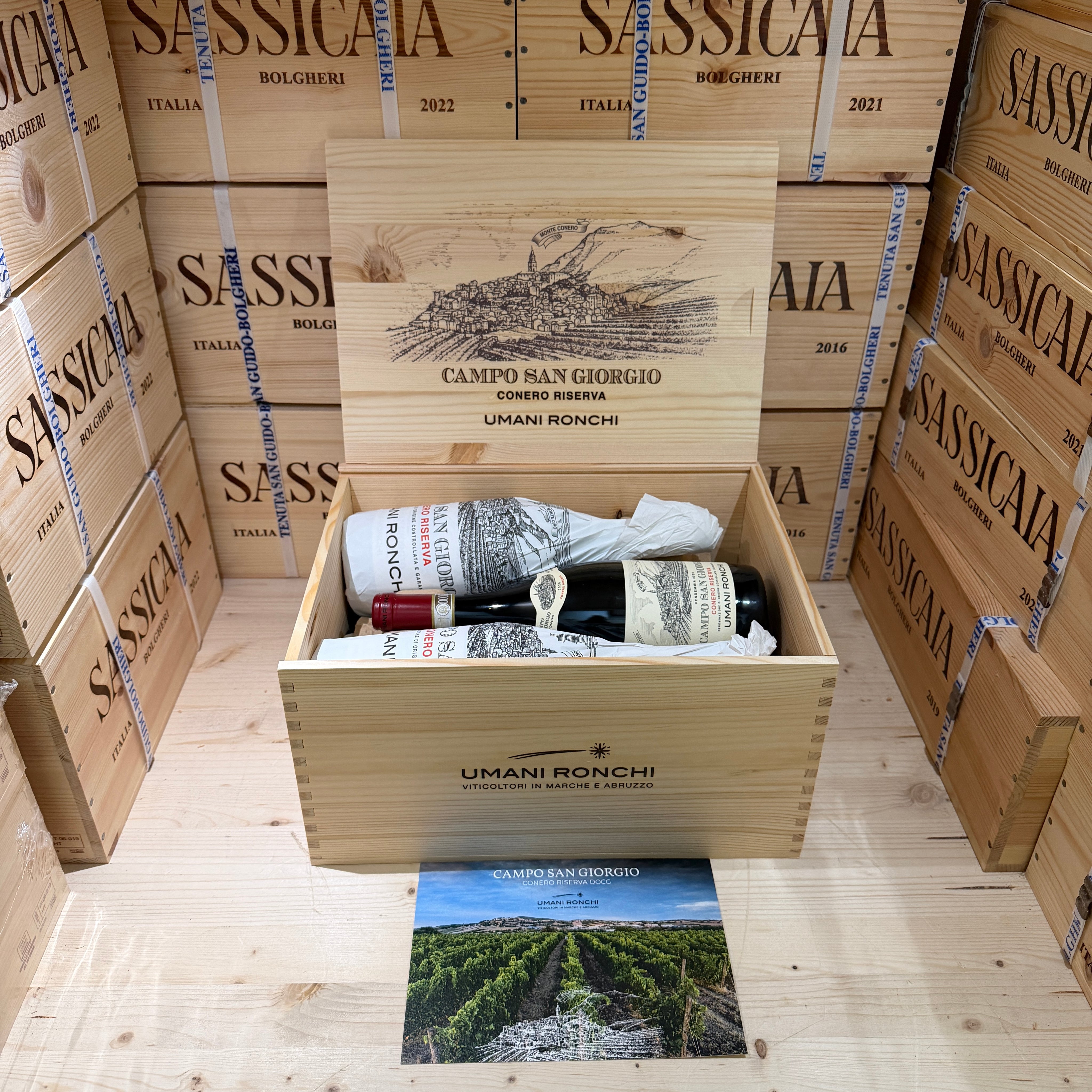 Campo San Giorgio 2020 Umani Ronchi Rosso Conero Riserva DOCG - Cassa Legno 6 Bottiglie