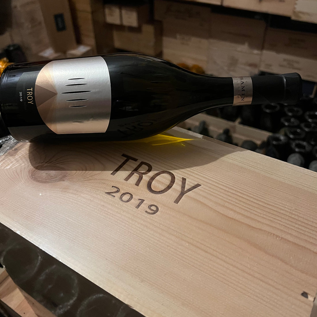 Chardonnay Riserva Troy 2019 Tramin Cassa Legno 6 Bottiglie