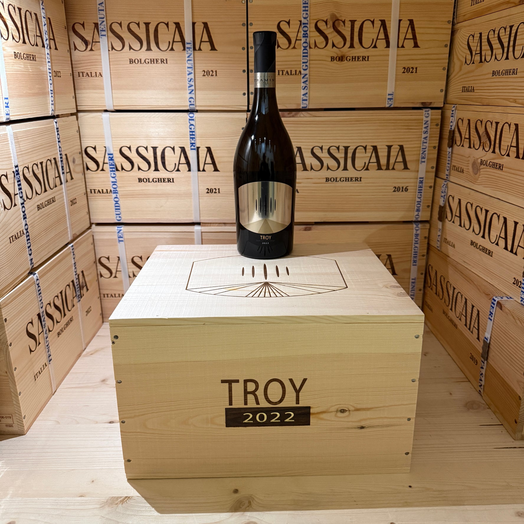 Chardonnay Riserva Troy 2022 Tramin - Cassa Legno 6 Bottiglie