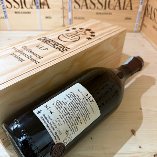 Chartreuse VEP Verte Release 2025 - 100 cl. 54° In Cassa Legno