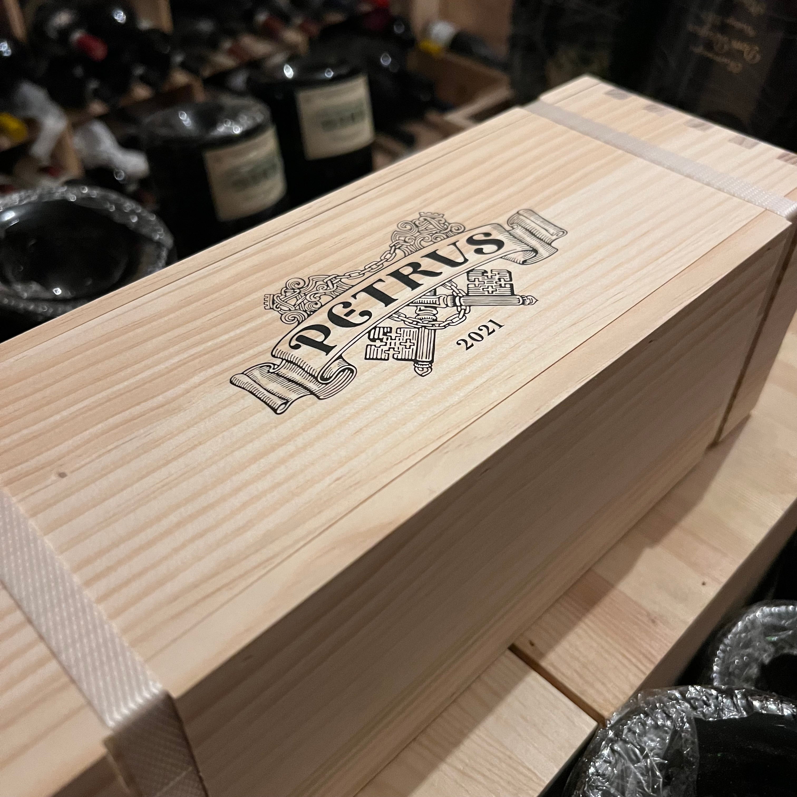 Chateau Petrus 2021 Pomerol - in Cassa Legno