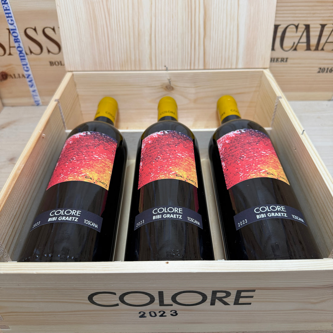Colore Rosso 2023 Bibi Graetz - Cassa Legno 3 Bottiglie