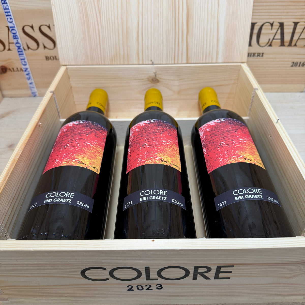 Colore Rosso 2023 Bibi Graetz - Cassa Legno 3 Bottiglie