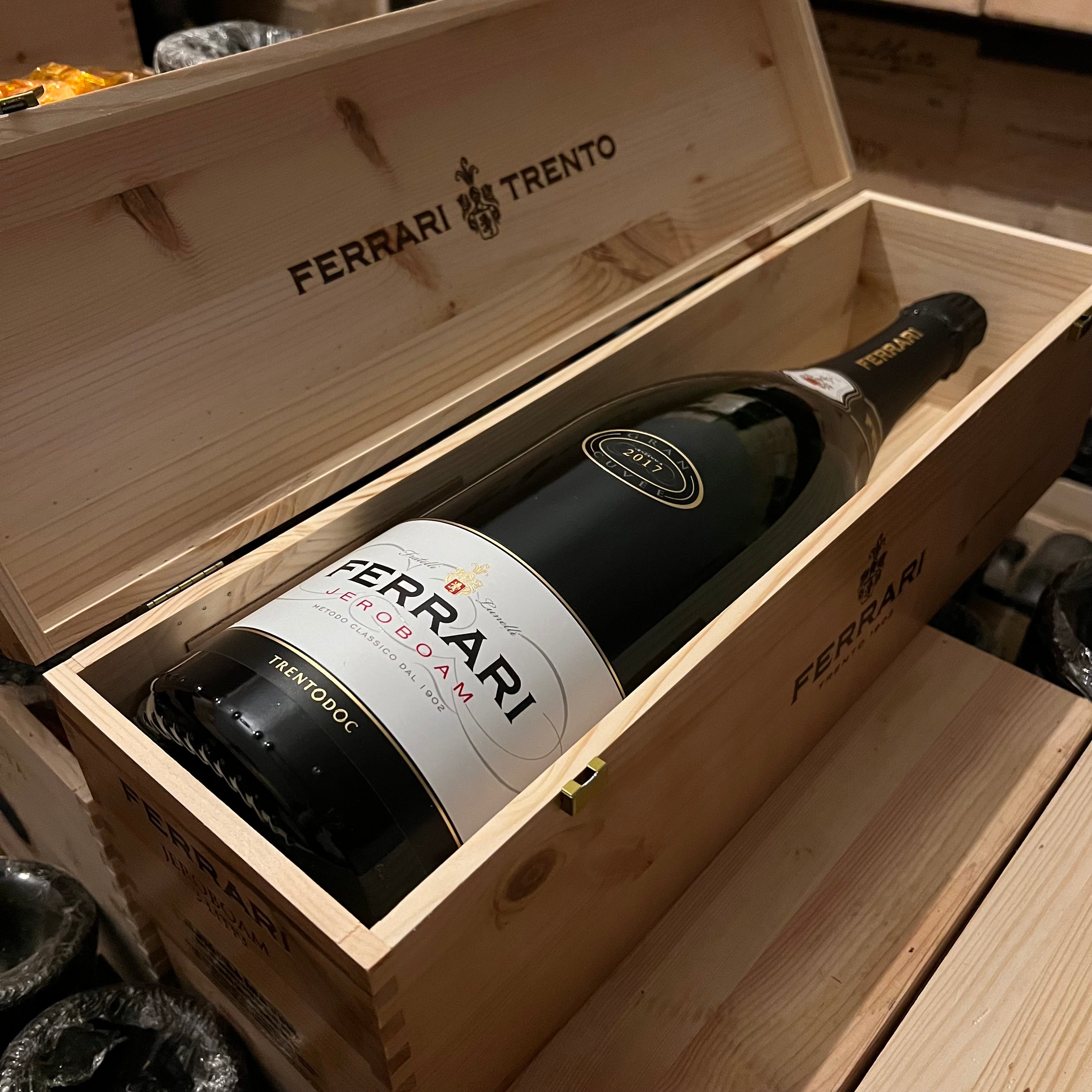 Ferrari Gran Cuvee Jeroboam in Cassa Legno