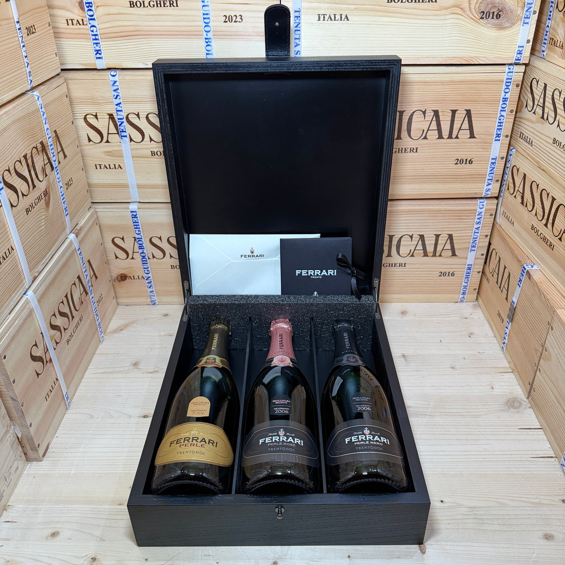 Ferrari Orizzontale 2006 - Perlè - Perlè Rosè - Perlè Nero Riserva Sboccatura Recente - Cassa Legno 3 Bottiglie