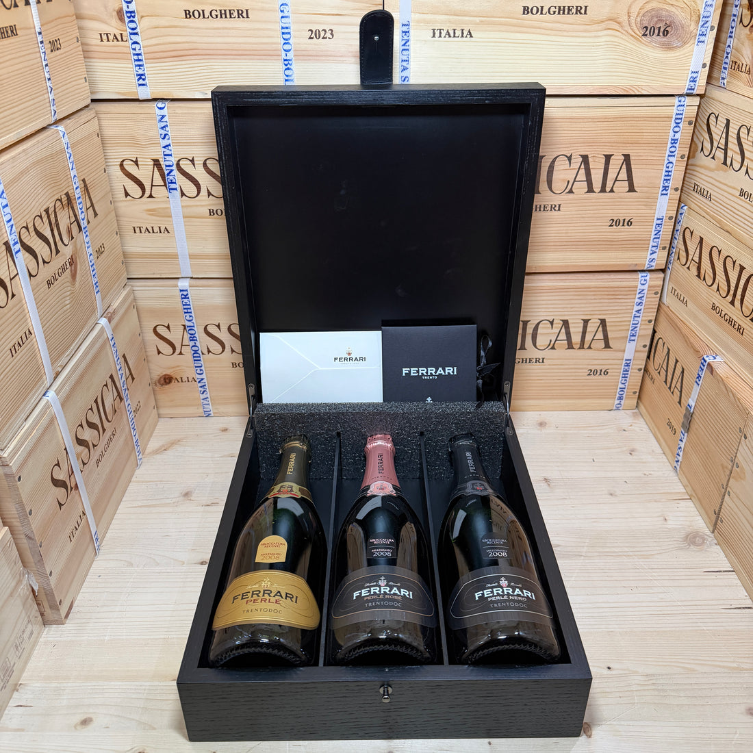 Ferrari Orizzontale 2008 - Perlè - Perlè Rosè - Perlè Nero Riserva Sboccatura Recente - Cassa Legno 3 Bottiglie