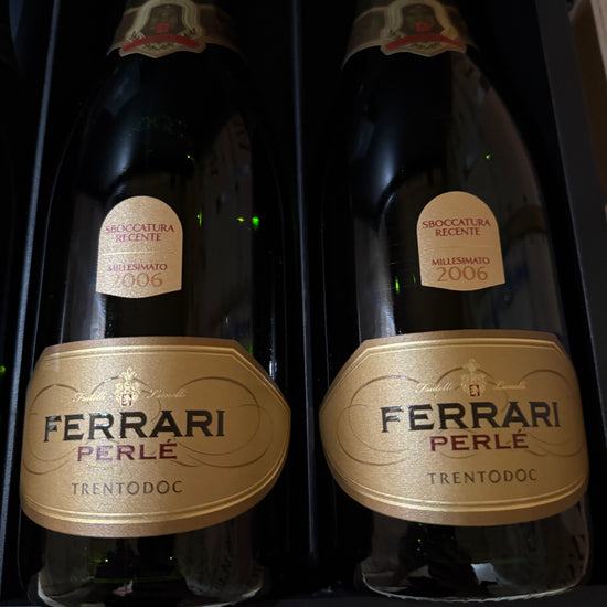 Ferrari Perlè Riserva 2002 - 2004 - 2006 Sboccatura Recente 2021 - Cassa Legno 6 Bottiglie