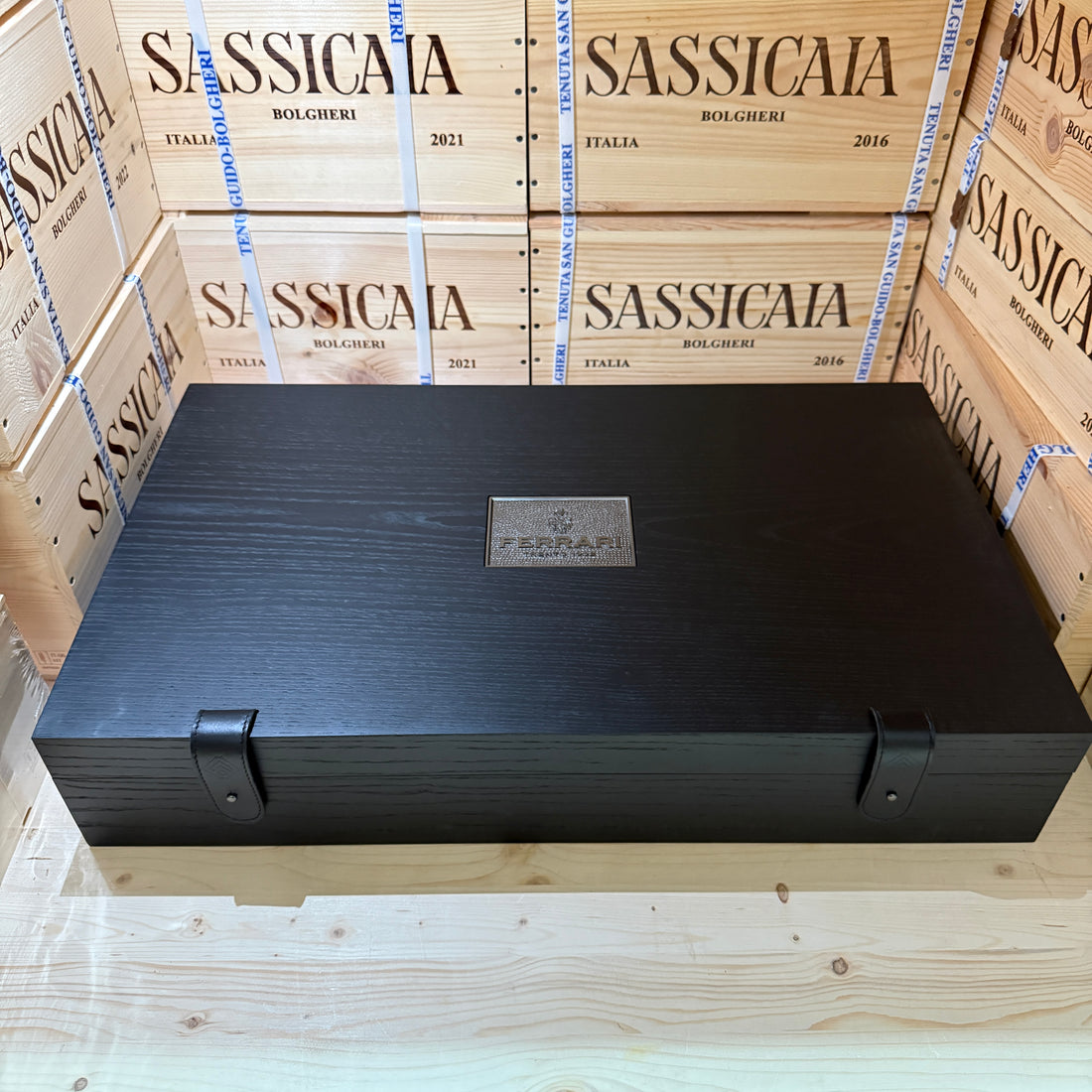 Ferrari Perlè Riserva 2007 - 2009 - 2011 Sboccatura Recente 2025 - Cassa Legno 6 Bottiglie