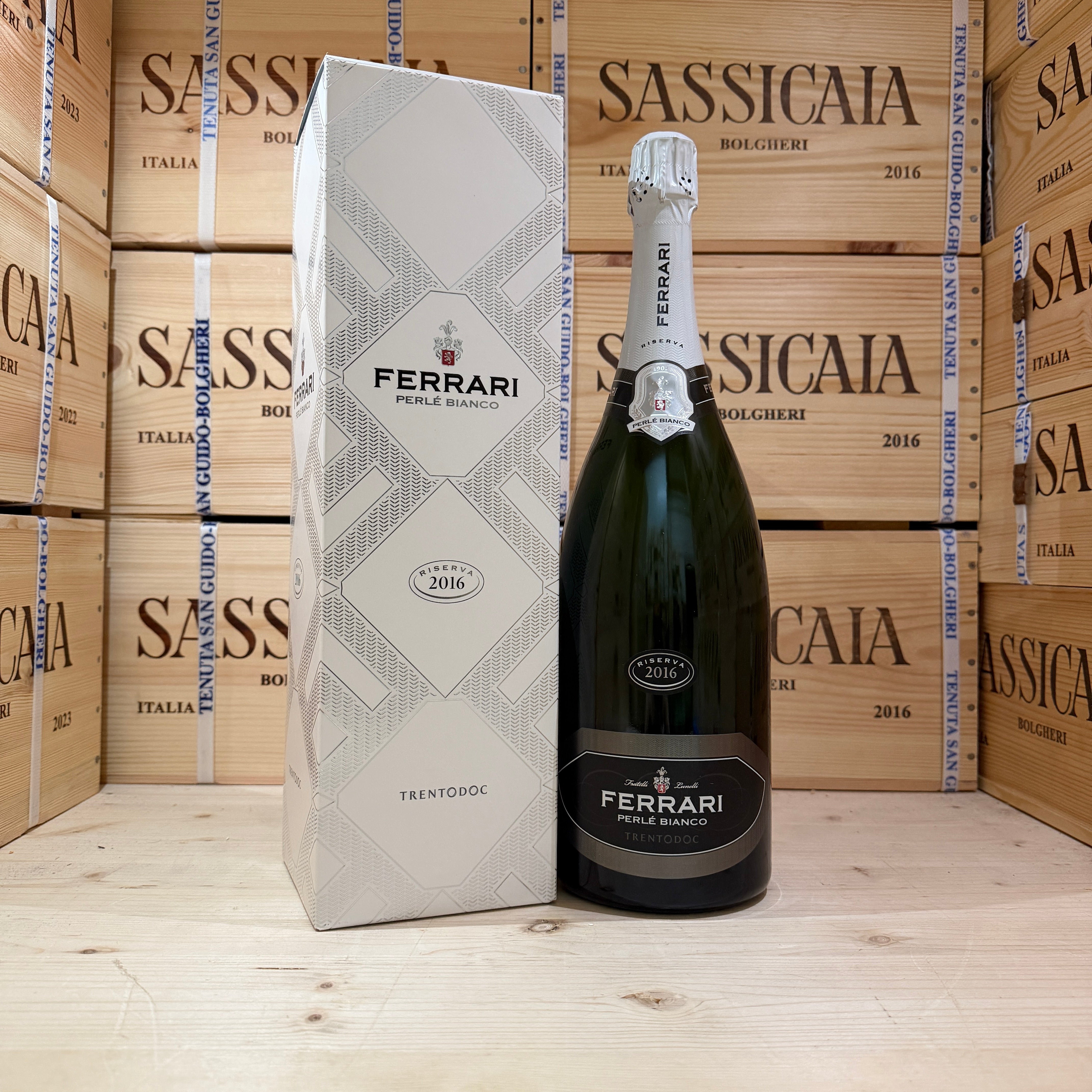 Ferrari Perle Bianco Riserva 2016 Magnum Astucciato - Caffetteria