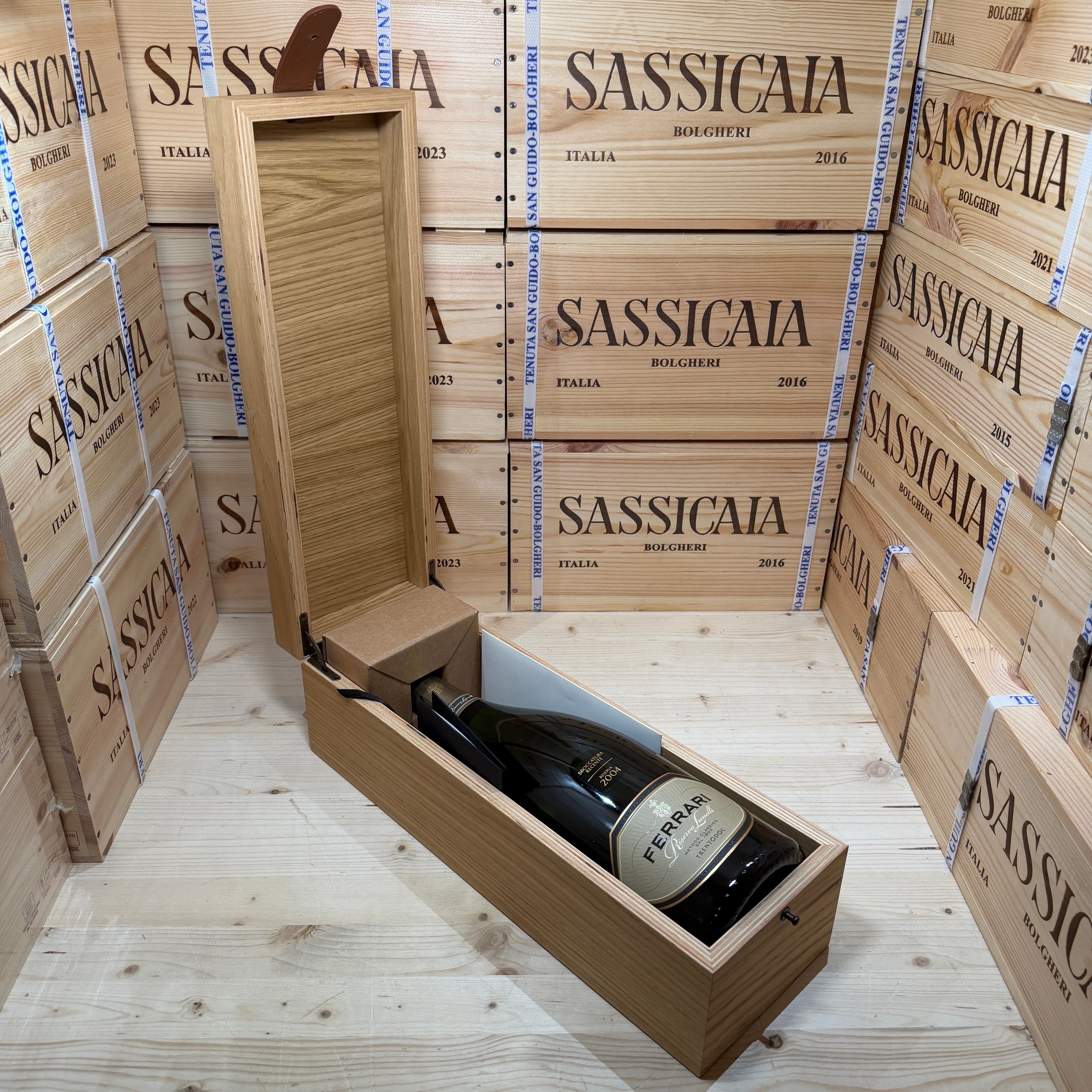 Ferrari Riserva Lunelli 2004 Magnum Sboccatura Recente