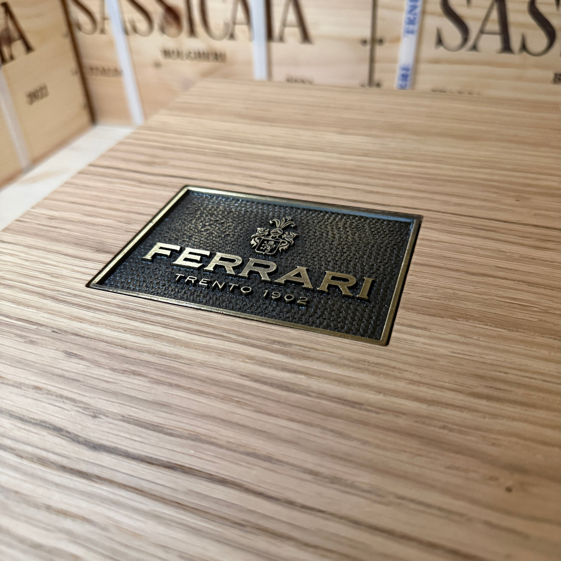 Ferrari Riserva Lunelli 2004 Sboccatura Recente - Cassa Legno 2 Bottiglie Release 2025