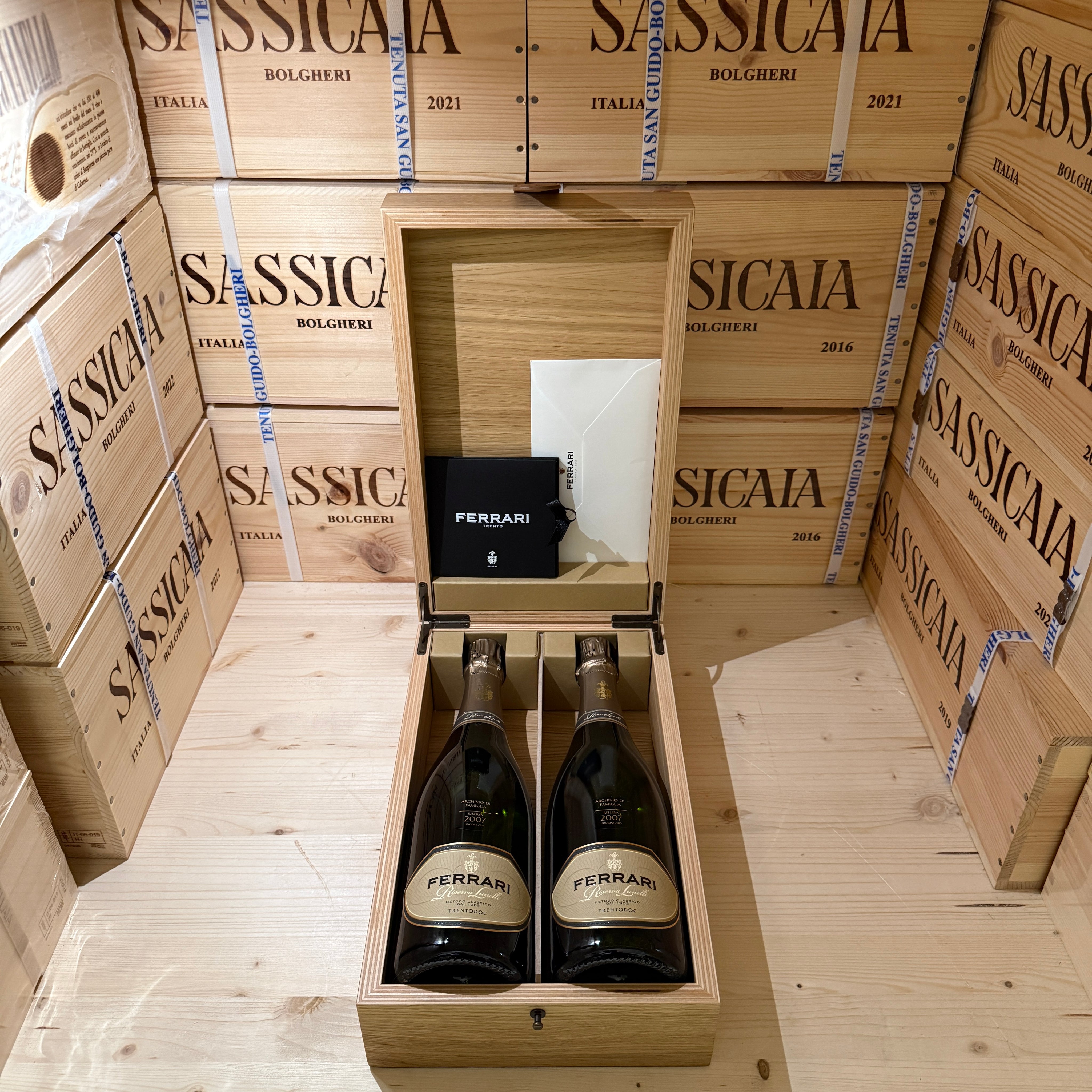 Ferrari Riserva Lunelli 2007 Sboccatura Recente - Cassa Legno 2 Bottiglie Release 2025