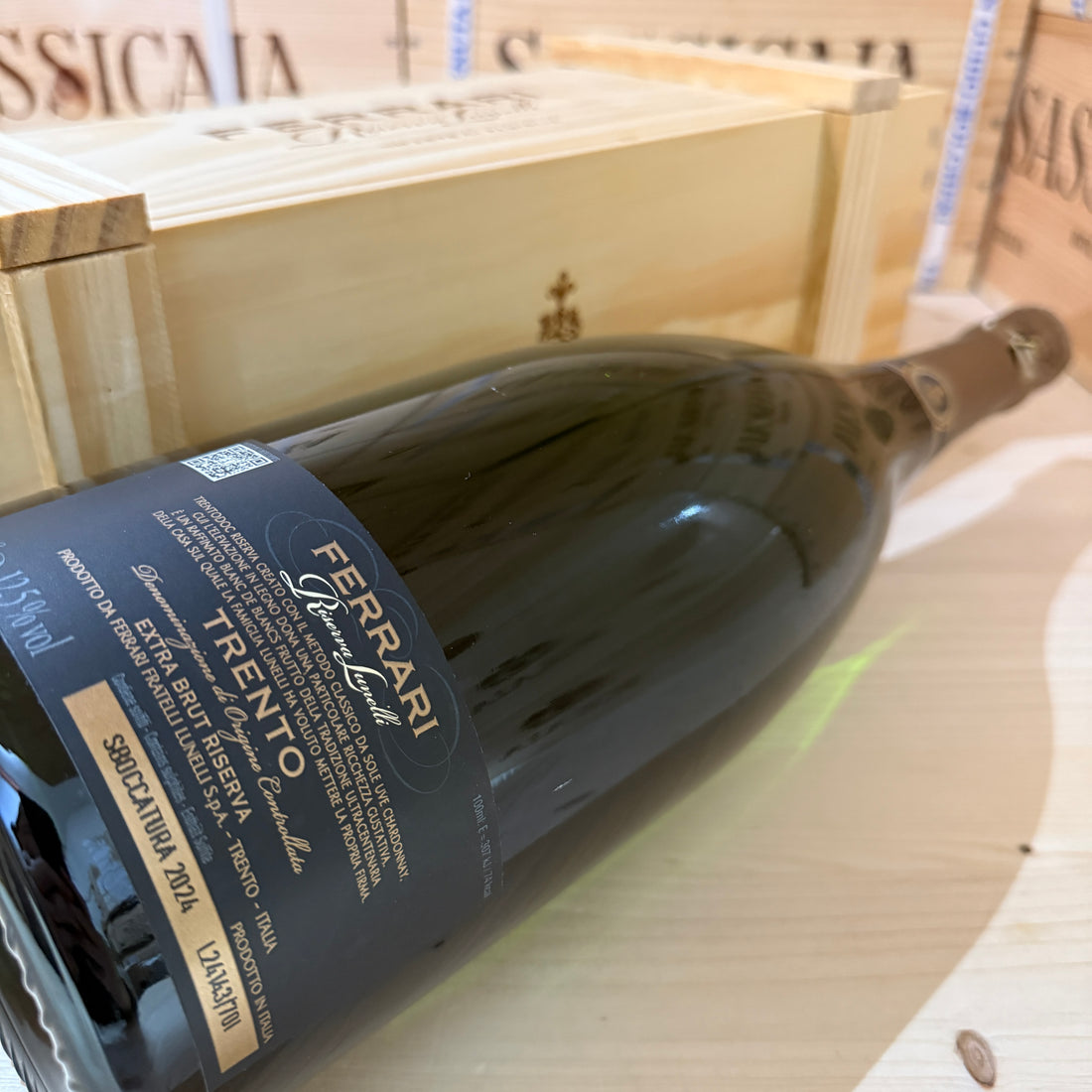 Ferrari Riserva Lunelli 2016 Magnum - in Cassa Legno
