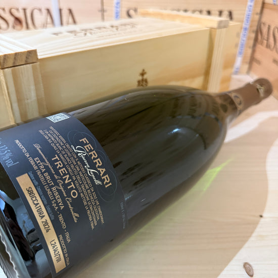 Ferrari Riserva Lunelli 2016 Magnum - in Cassa Legno