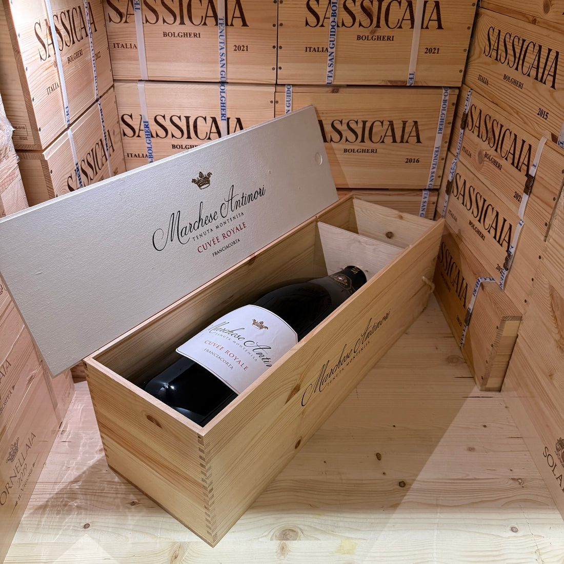 Franciacorta Cuvee Royale Mathusalem Tenuta Montenisa Marchesi Antinori - in Cassa Legno