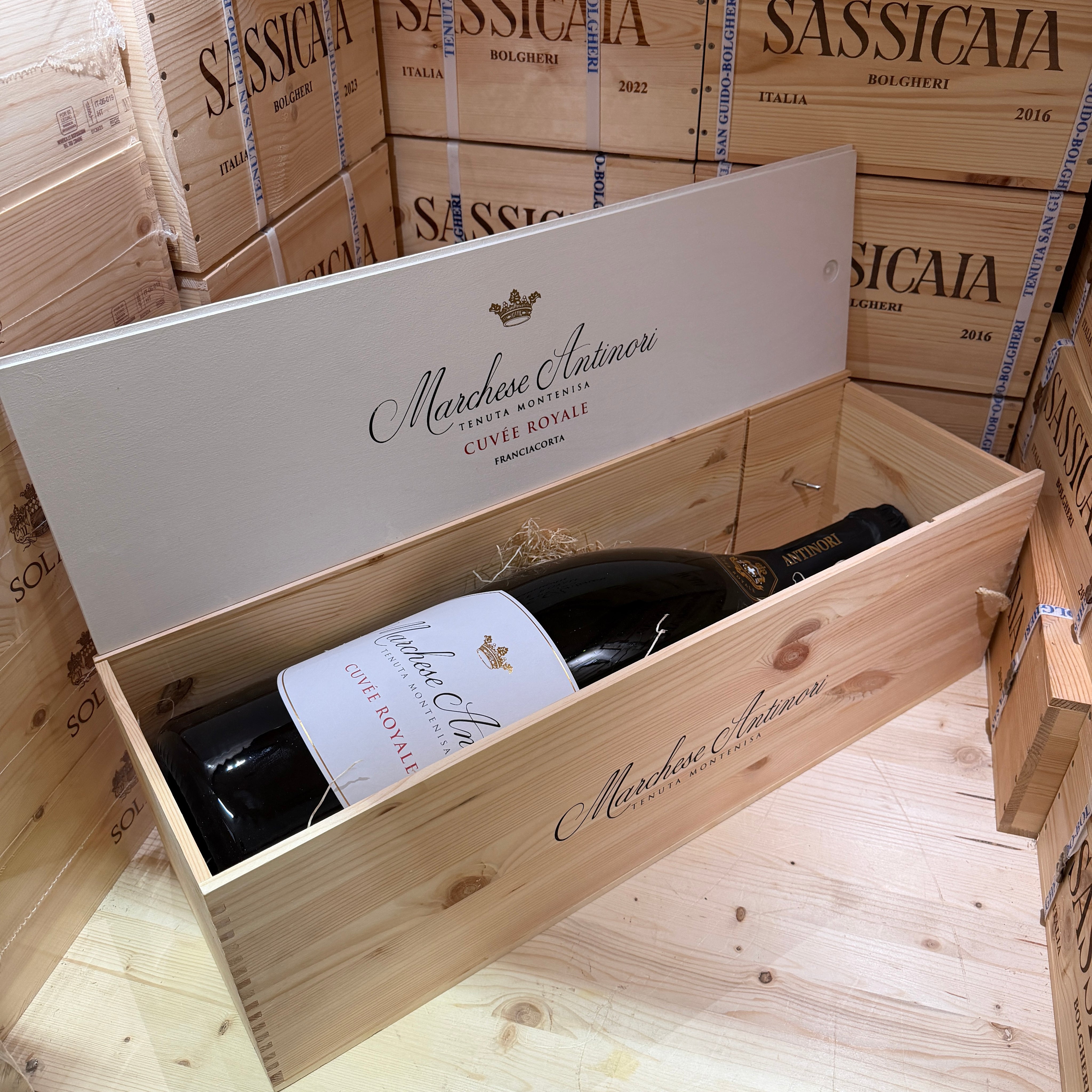 Franciacorta Cuvee Royale Salmanazar Tenuta Montenisa Marchesi Antinori - 9 Litri in Cassa Legno