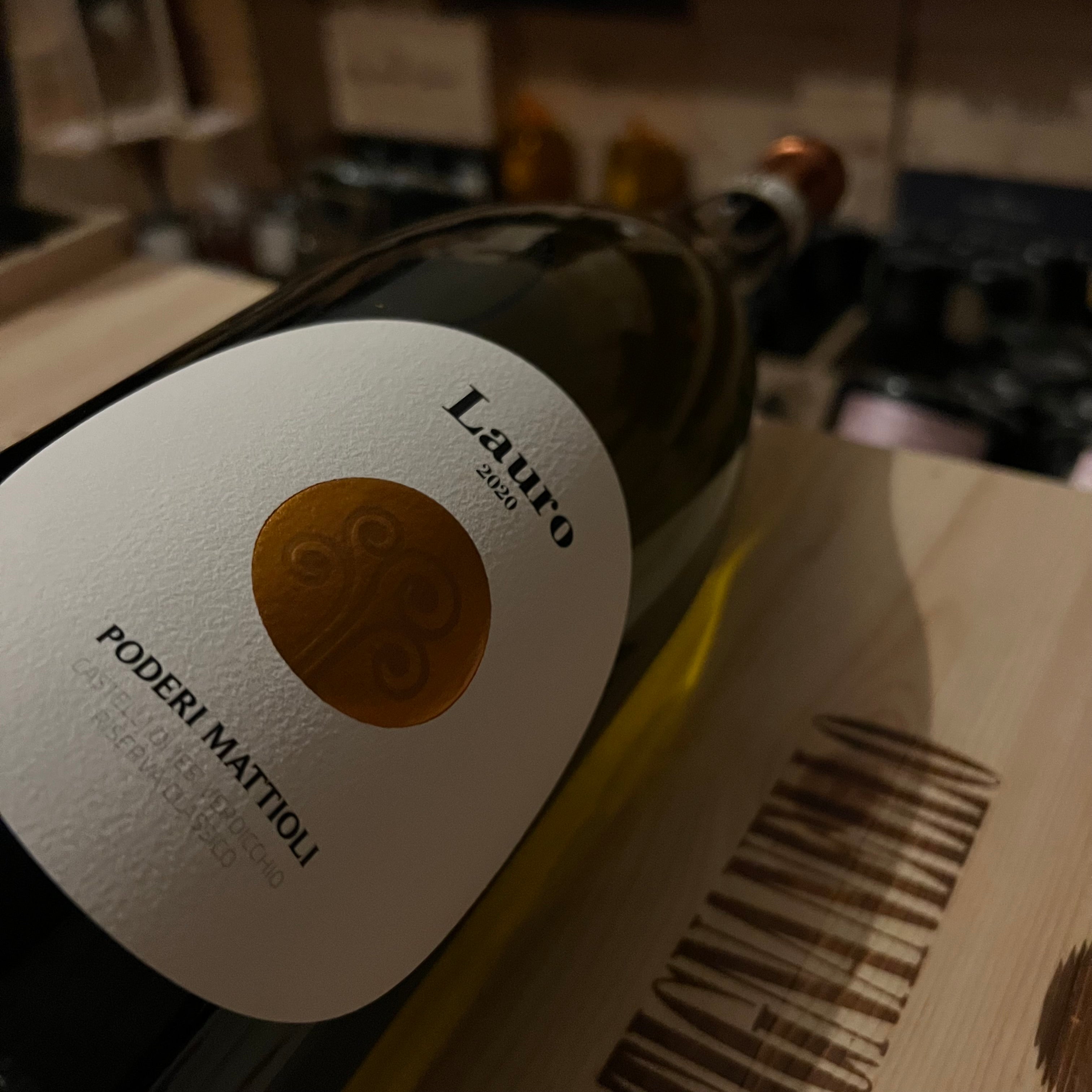 Lauro 2020 Magnum Poderi Mattioli Verdicchio dei Castelli di Jesi Riserva DOCG