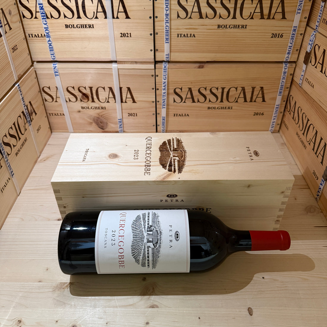 Merlot Quercegobbe Petra 2023 Magnum in Cassa Legno