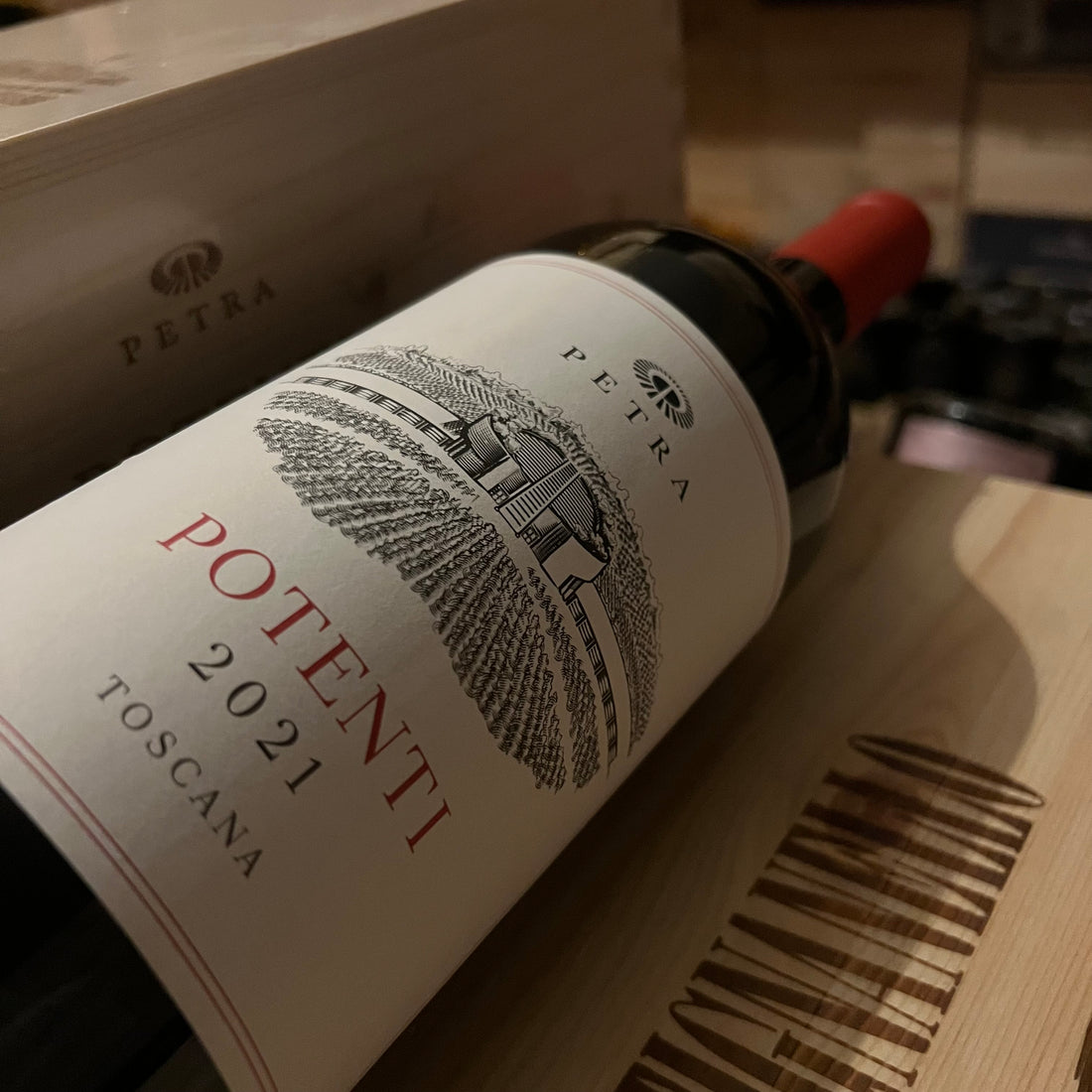 Potenti 2021 Magnum Cabernet Sauvignon Petra - in Cassa Legno
