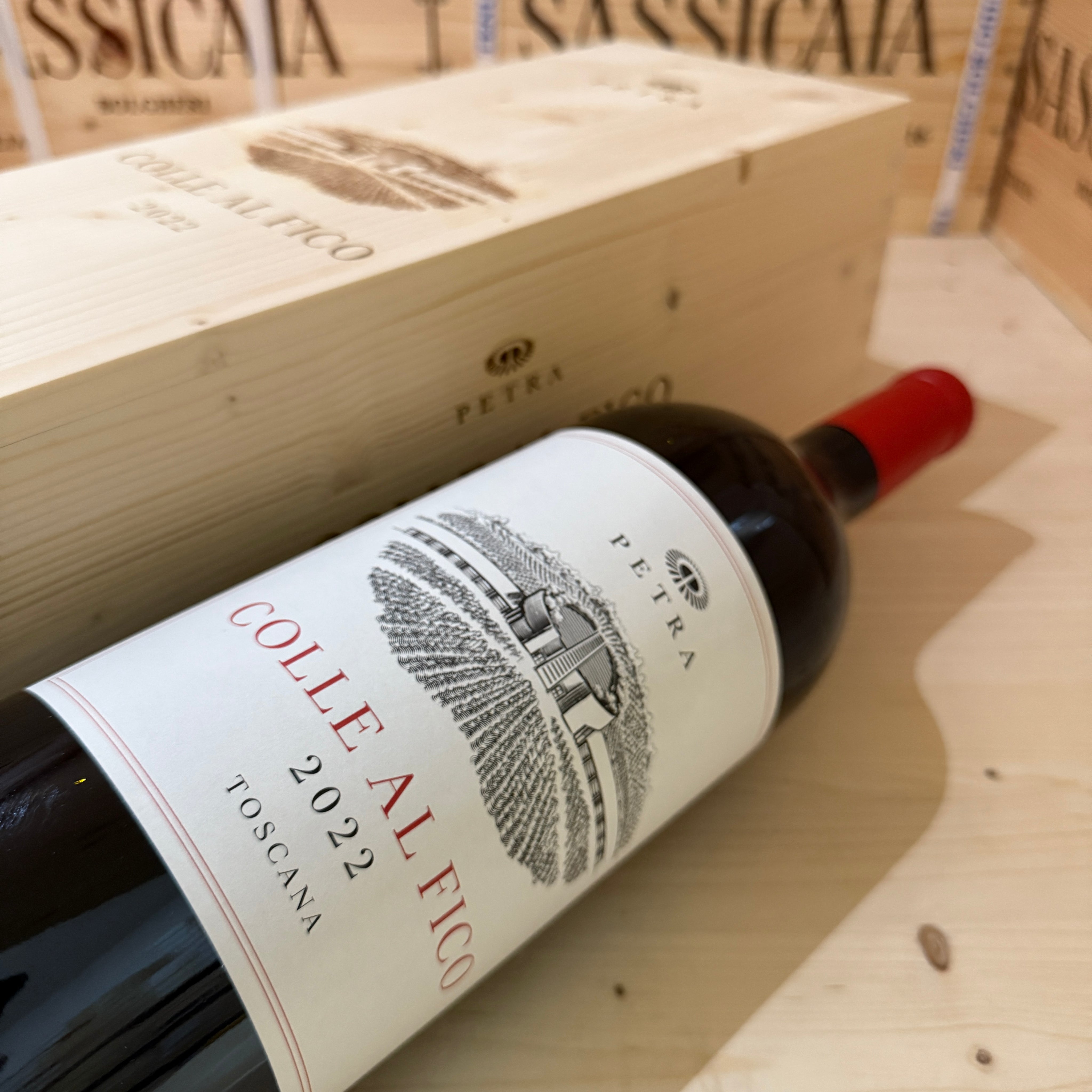 Syrah Colle al Fico Petra 2022 Magnum - in Cassa Legno