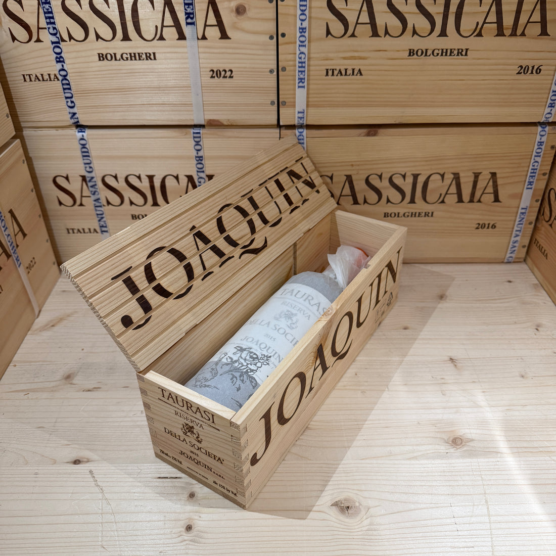 Taurasi Riserva della Società 2015 Joaquin - in Cassa Legno