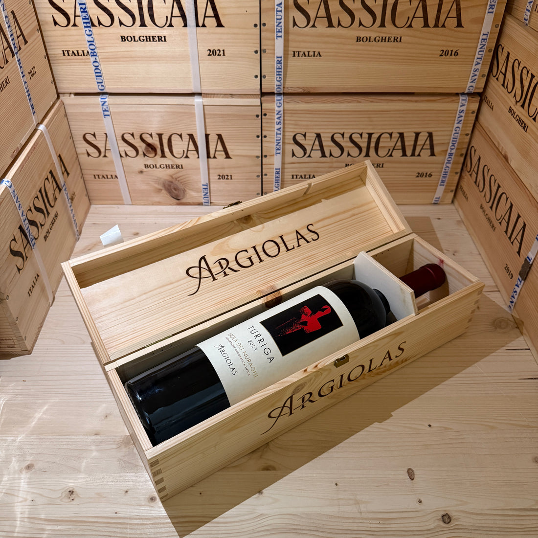 Turriga 2021 Magnum Isola dei Nuraghi IGT Argiolas - in Cassa Legno