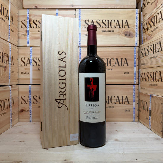 Turriga 2022 Magnum Isola dei Nuraghi IGT Argiolas - in Cassa Legno