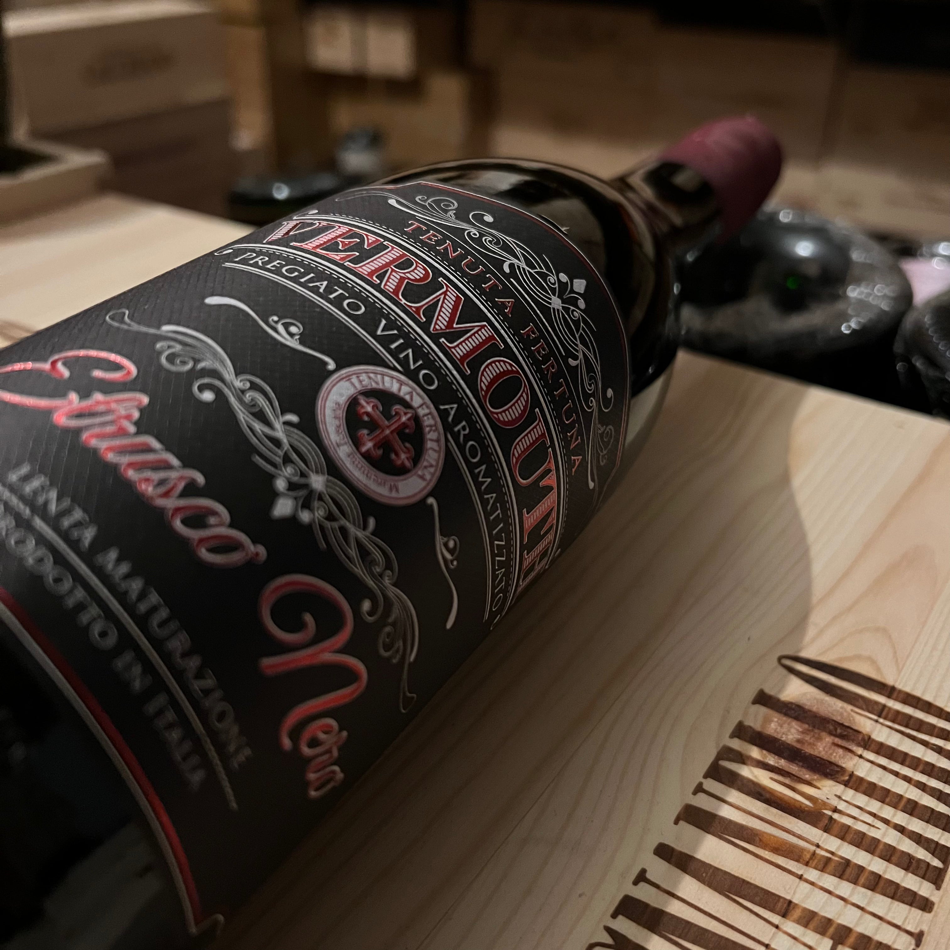 Vermouth Etrusco Nero Tenuta Fertuna