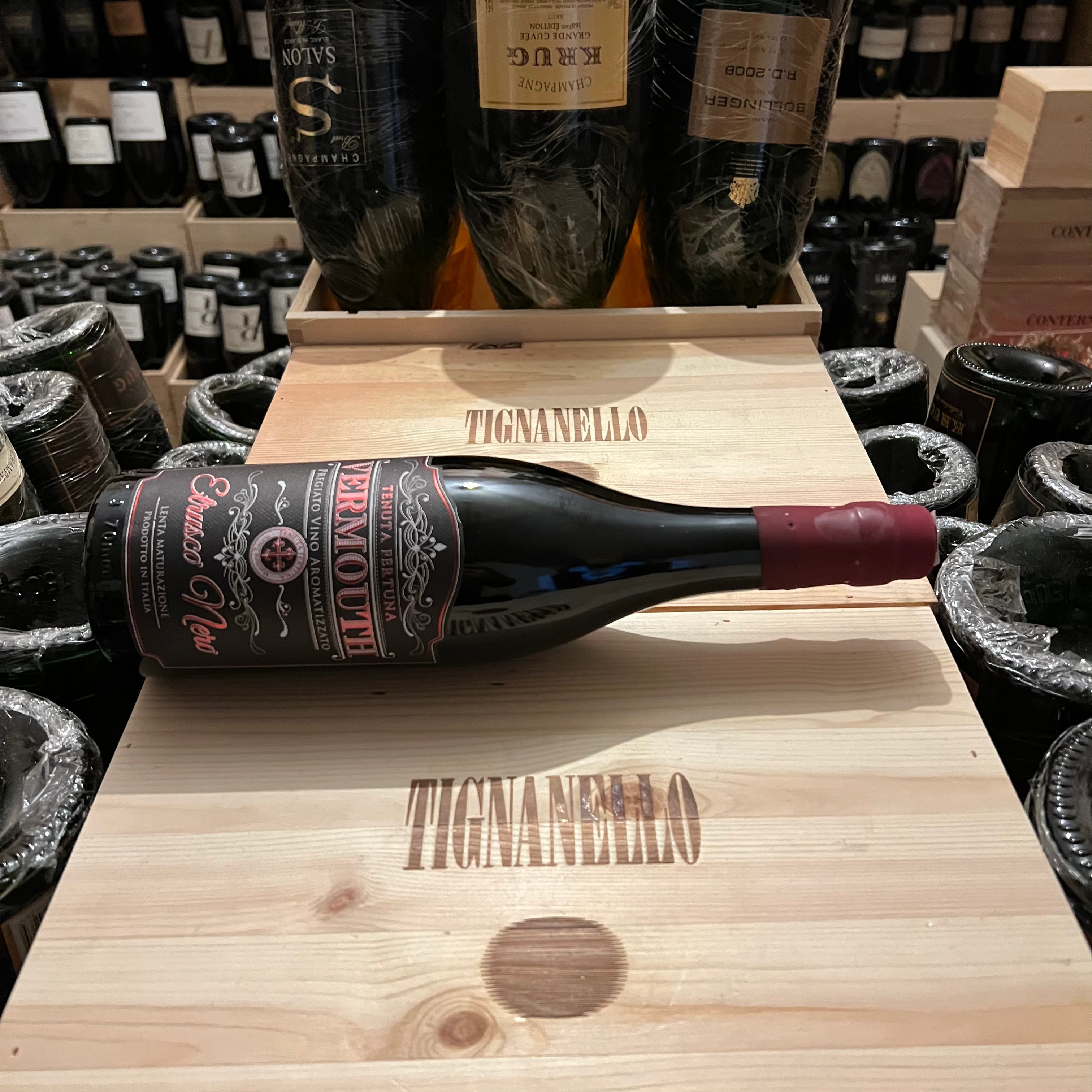 Vermouth Etrusco Nero Tenuta Fertuna