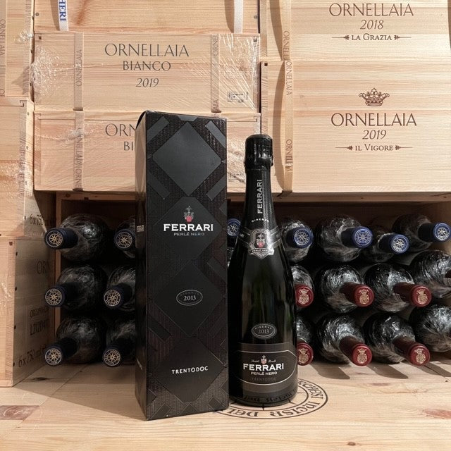 Ferrari Perlè Nero Riserva 2012 Astucciato