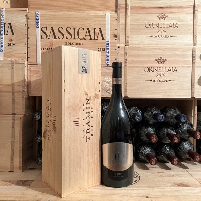 Chardonnay Riserva Troy 2019 Magnum in Cassa Legno Tramin