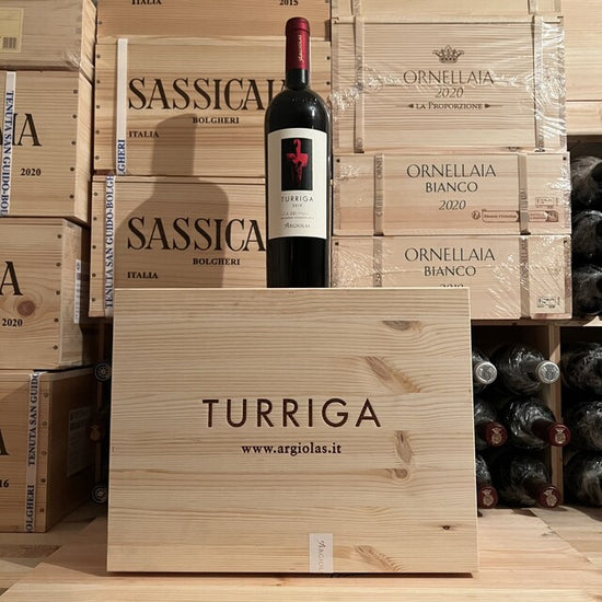 Turriga 2019 Isola dei Nuraghi IGT Argiolas Cassa Legno 6 Bottiglie